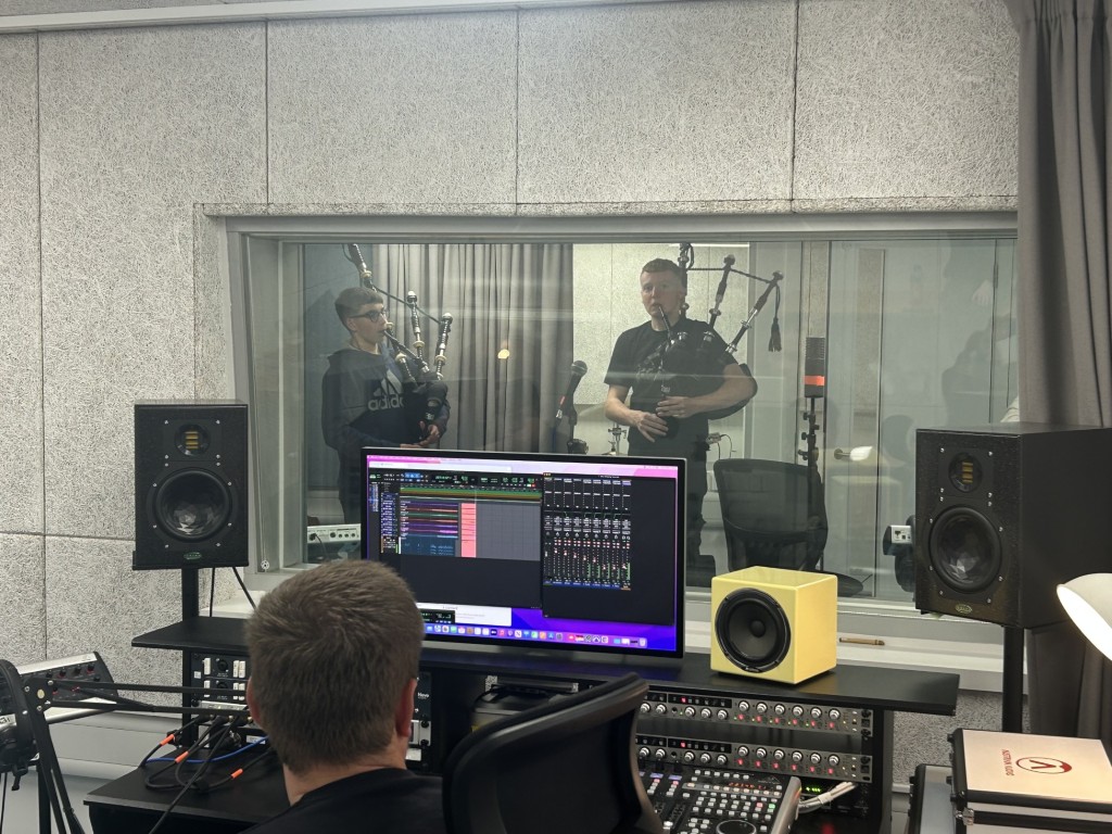 Recording with Keith Moireasdan, (Wee Studio)